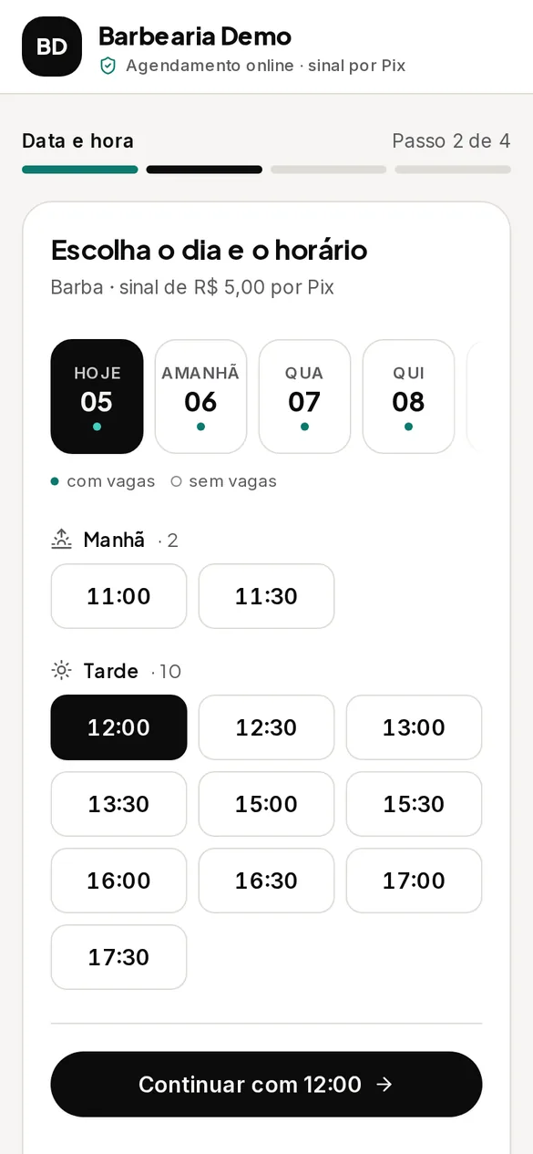 Página pública de agendamento no celular: escolha do dia e dos horários livres.